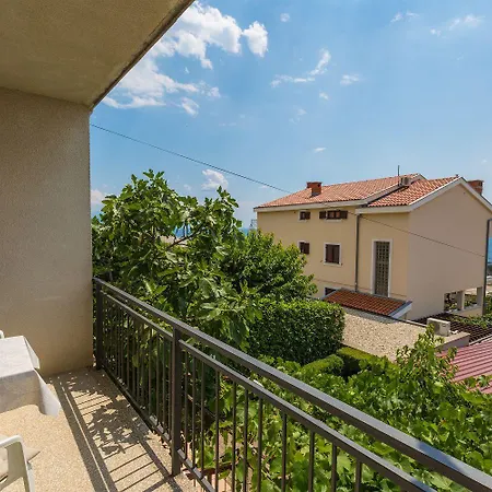 Charmantes Nur 650 Meter Zum Mit Meerblick, Bbq-bereich, Privatparkplatz