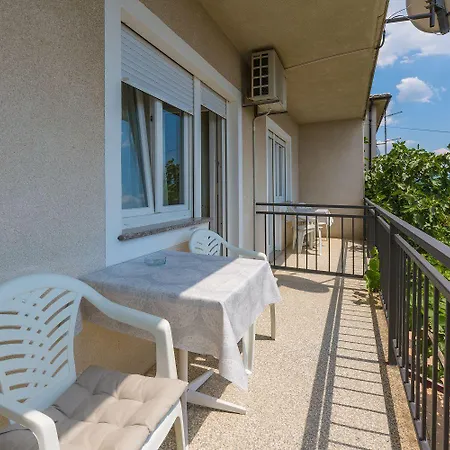 Appartamento Charmantes Nur 650 Meter Zum Mit Meerblick, Bbq-bereich, Privatparkplatz *