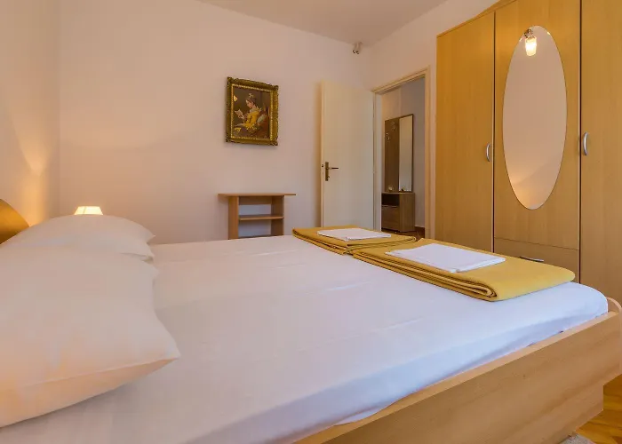 Charmantes Nur 650 Meter Zum Mit Meerblick, Bbq-bereich, Privatparkplatz Appartement *