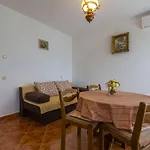 Charmantes Nur 650 Meter Zum Mit Meerblick, Bbq-bereich, Privatparkplatz * Novi Vinodolski