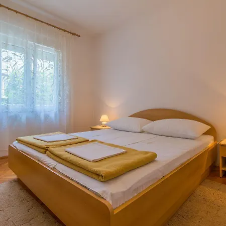 Charmantes Nur 650 Meter Zum Mit Meerblick, Bbq-bereich, Privatparkplatz Apartament *